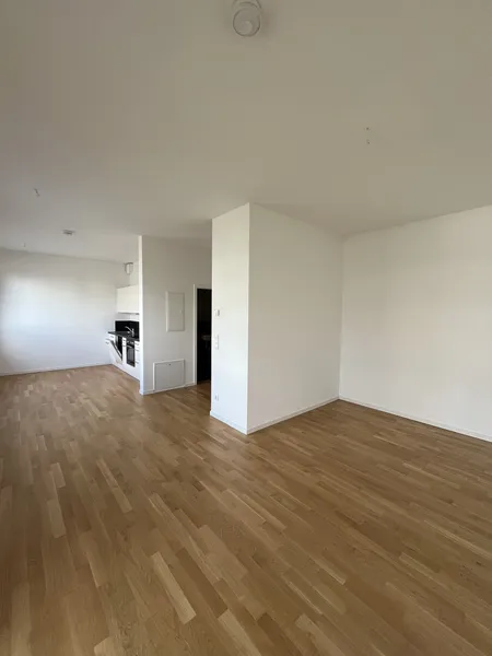 Moderne 1-Zimmer Wohnung mit Einbauküche und Balkon in Adlershof — photo 1